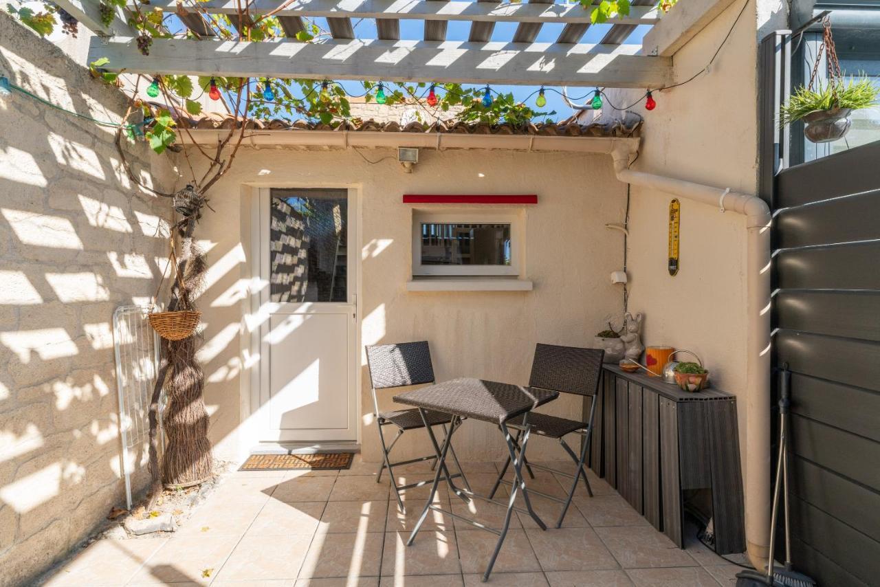 Appart Aux Portes De La Camargue Manduel Экстерьер фото